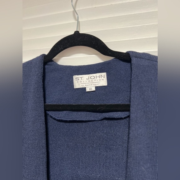 St. John Collection by Marie Gray Size 10 Navy Blazer - Picture 3 of 3